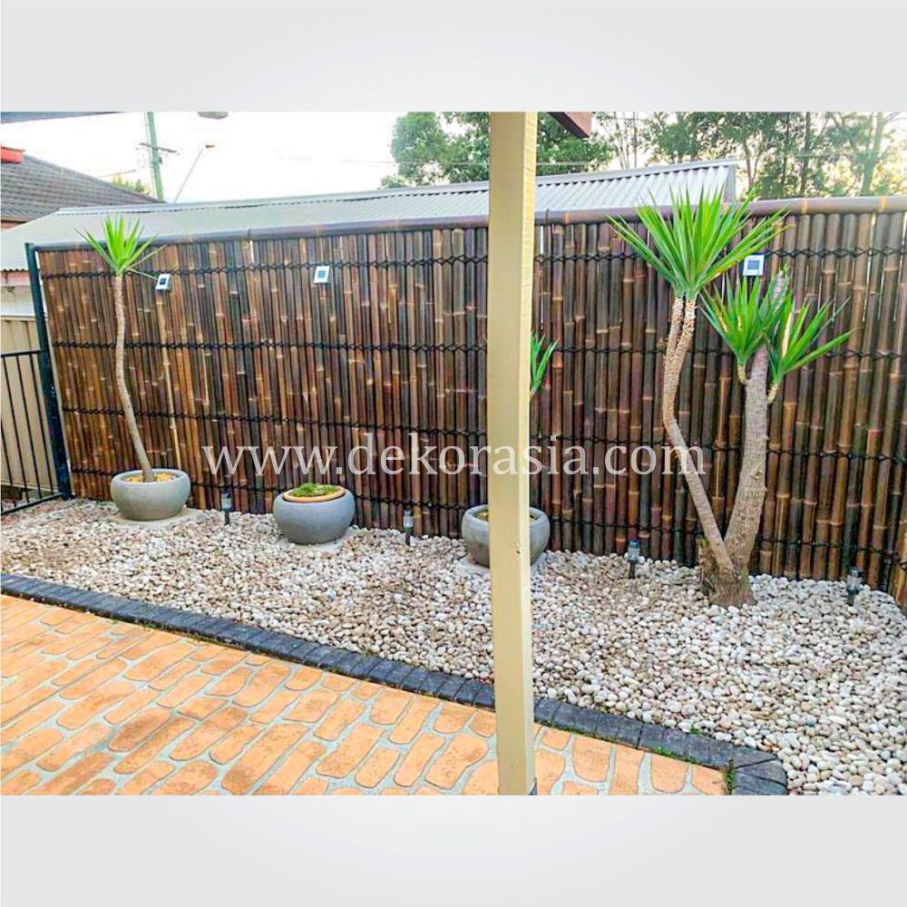  Bamboo Fence | Black half bamboo fence with 5 back slats and black coco rope - Image 3